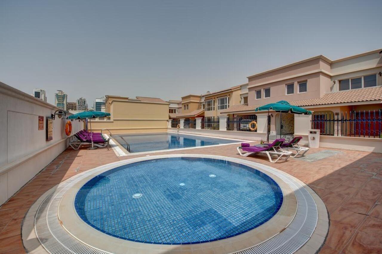 Barsha Gardens By J5 Holiday Homes Dubai Exterior photo